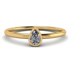 Pear Diamond Small Ring La Promesse Yellow Gold
