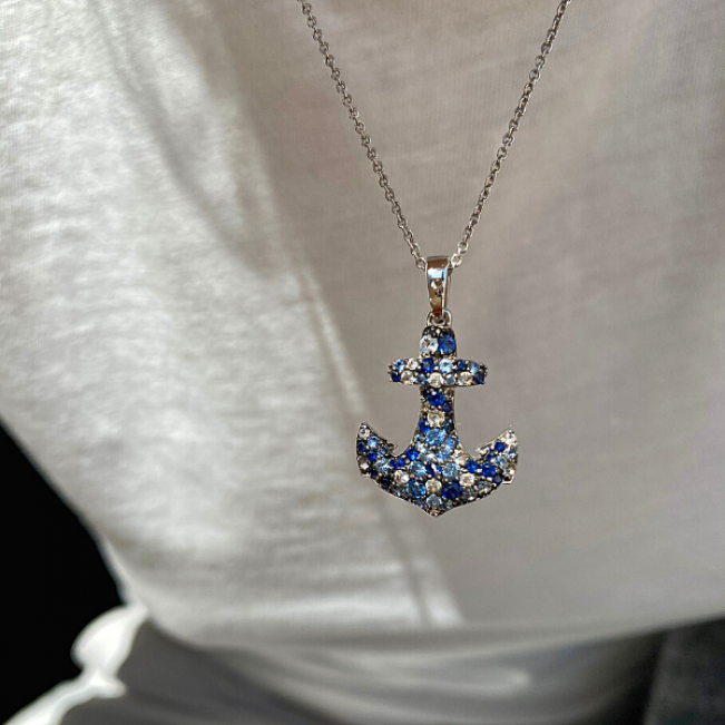 Anchor Sapphire Pendant in 18K White Gold - Photo 6